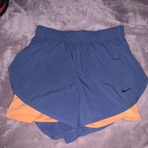 CUTE & COMFORTABLE W/ POCKETS Nike shorts